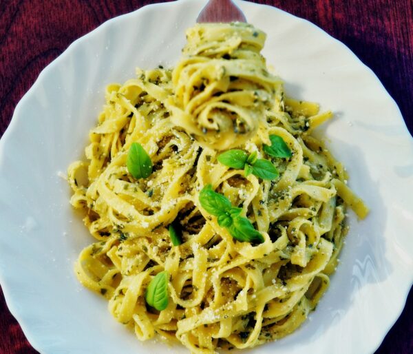 tagliatelle, pasta on a fork, food